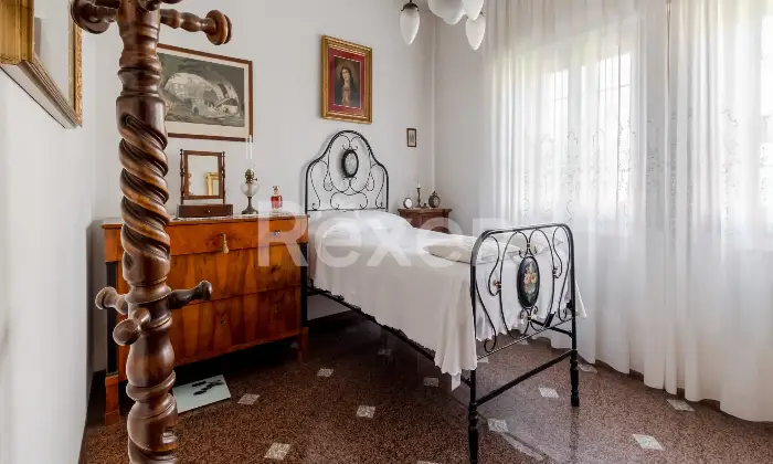 Rexer-Bologna-Casa-indipendente-con-tre-unit-immobiliari-Altro