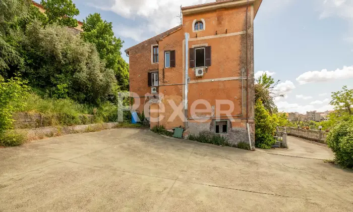 Rexer-Montelibretti-Porzione-di-villa-bifamiliare-con-terreno-e-vista-panoramica-a-Montelibretti-Altro