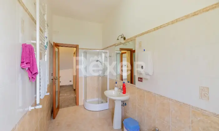 Rexer-Montelibretti-Porzione-di-villa-bifamiliare-con-terreno-e-vista-panoramica-a-Montelibretti-Altro