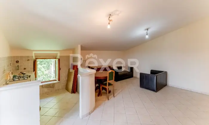 Rexer-Montelibretti-Porzione-di-villa-bifamiliare-con-terreno-e-vista-panoramica-a-Montelibretti-Altro