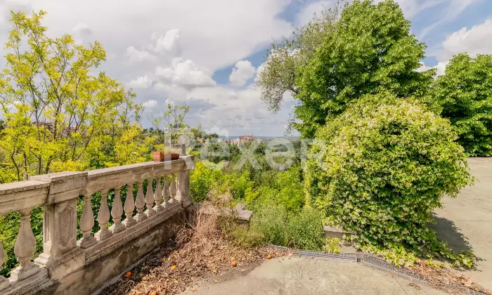Rexer-Montelibretti-Porzione-di-villa-bifamiliare-con-terreno-e-vista-panoramica-a-Montelibretti-Altro