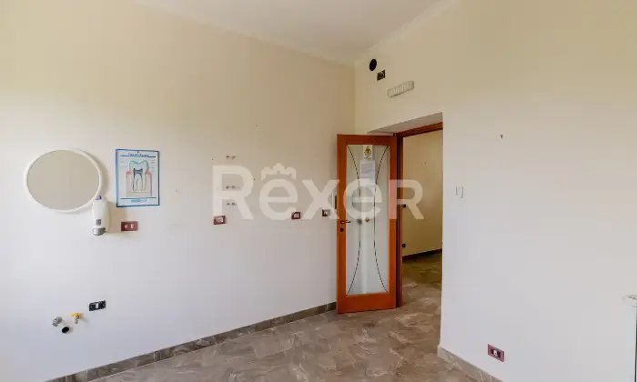Rexer-Montelibretti-Porzione-di-villa-bifamiliare-con-terreno-e-vista-panoramica-a-Montelibretti-Altro