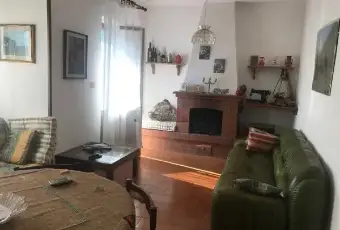 Rexer-Ligonchio-Vendesi-villetta-bifamiliare-a-Ventasso-Altro