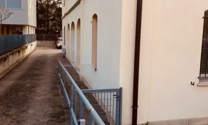 Rexer-Bologna-Vendesi-Quadrilocale-in-Via-Pietro-Pomponazzi-Bologna-Altro