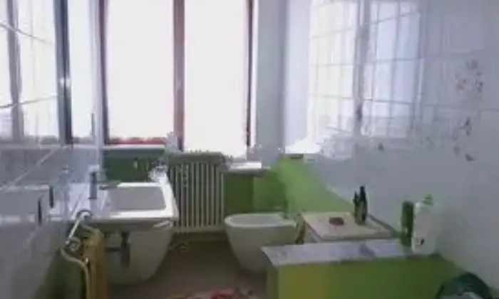 Rexer-Piacenza-Vendesi-ampio-appartamento-a-Piacenza-Altro