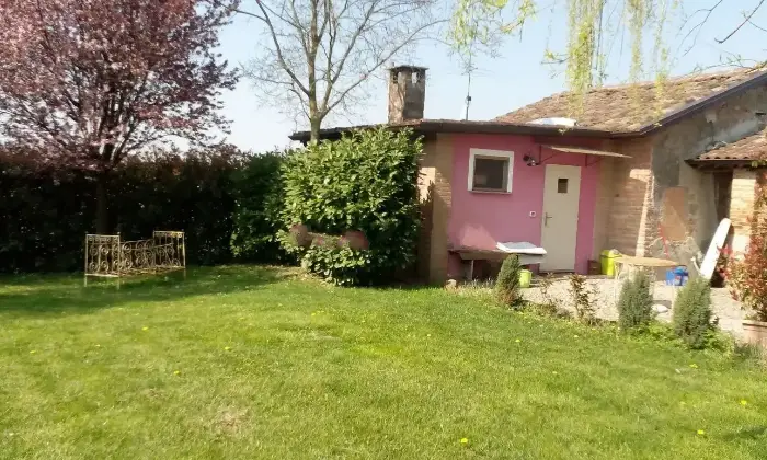 Rexer-Caorso-Vendesi-Casa-Indipendente-in-Via-Rotta-Caorso-PC-Altro