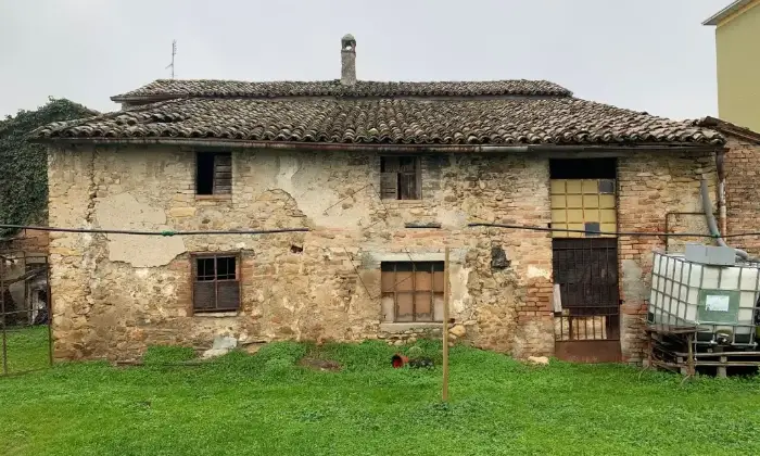 Rexer-Lusurasco-Vendesi-Propriet-rustica-in-strada-Casa-Nuova-Alseno-Altro