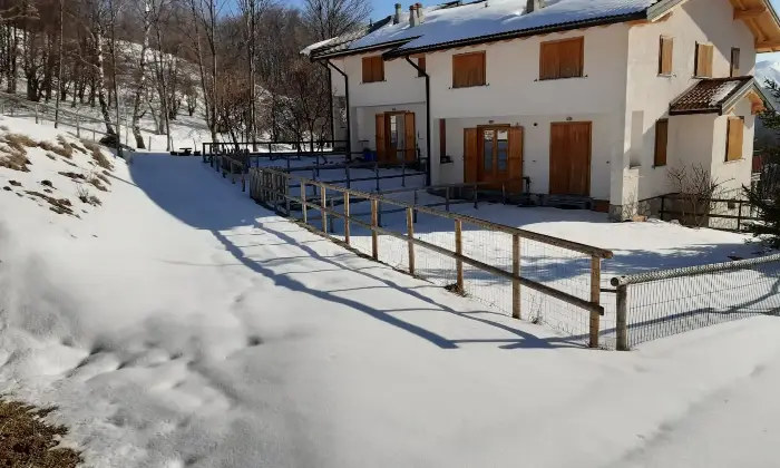 Rexer-Zerba-Vendesi-Due-Villette-a-schiera-a-Capannete-di-Pey-Zerba-Altro