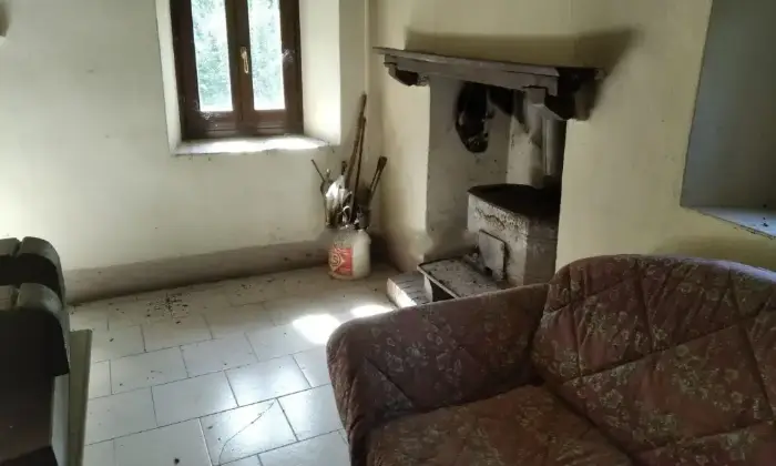 Rexer-Travo-Vendesi-Casale-in-pietra-a-Cassano-Localit-Travo-Strada-per-Viserano-Altro