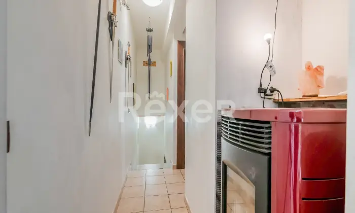 Rexer-CERGNAGO-Casa-Semi-Indipendente-su-Due-Livelli-con-Doppio-Ingresso-Ideale-per-Famiglie-Altro