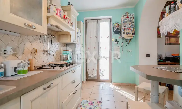 Rexer-CERGNAGO-Casa-Semi-Indipendente-su-Due-Livelli-con-Doppio-Ingresso-Ideale-per-Famiglie-Altro