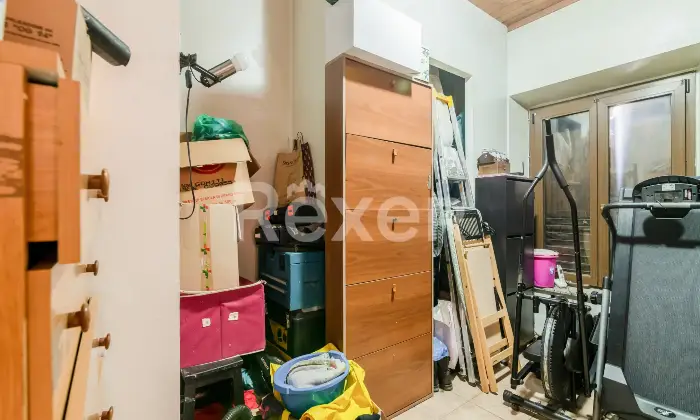 Rexer-CERGNAGO-Casa-Semi-Indipendente-su-Due-Livelli-con-Doppio-Ingresso-Ideale-per-Famiglie-Altro