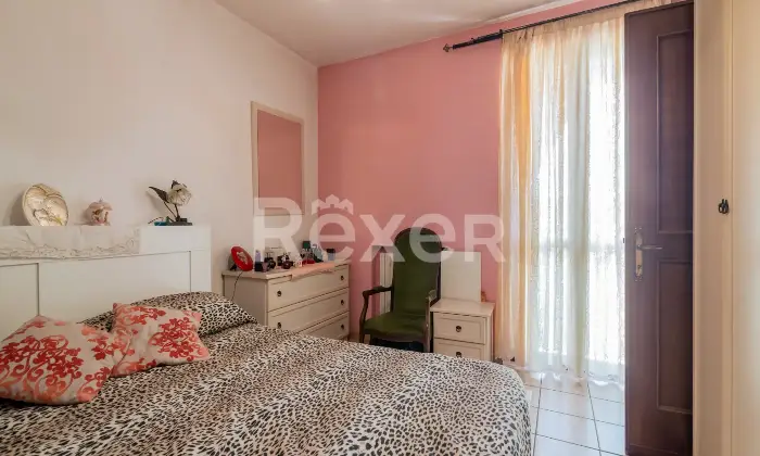 Rexer-CERGNAGO-Casa-Semi-Indipendente-su-Due-Livelli-con-Doppio-Ingresso-Ideale-per-Famiglie-Altro