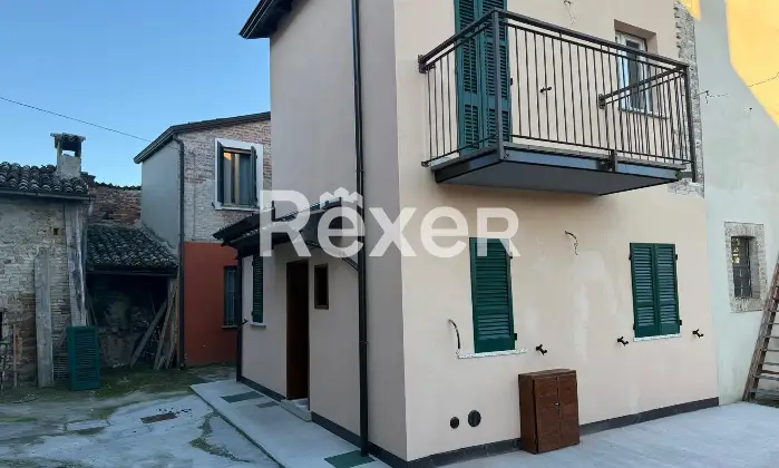 Rexer-Borgonovo-Val-Tidone-Vendesi-appartamento-a-Borgonovo-Val-Tidone-loc-mottaziana-Altro