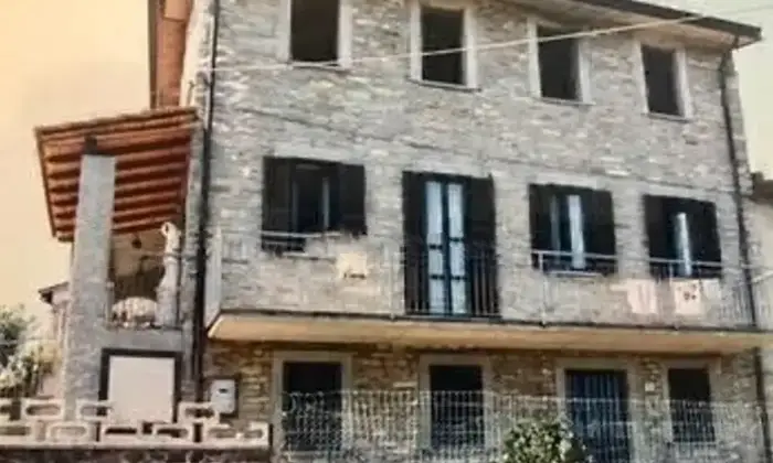 Rexer-Levratti-Vendesi-propriet-rustica-a-Levratti-Altro