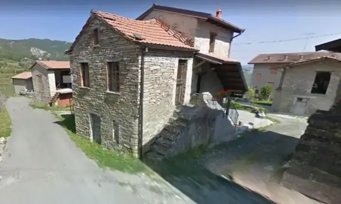 Rexer-Levratti-Vendesi-propriet-rustica-a-Levratti-Altro