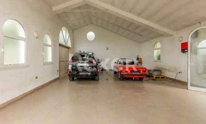 Rexer-Pojana-Maggiore-Villa-su-piani-con-ampio-terreno-garage-e-magazzino-Altro