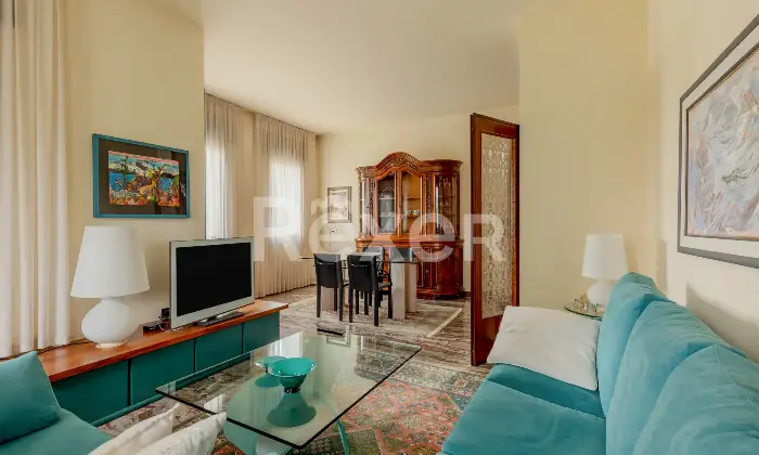 Rexer-Pojana-Maggiore-Villa-su-piani-con-ampio-terreno-garage-e-magazzino-Altro