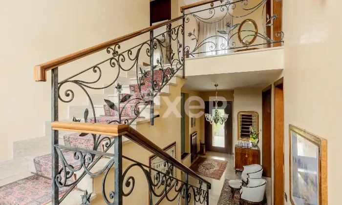 Rexer-Pojana-Maggiore-Villa-su-piani-con-ampio-terreno-garage-e-magazzino-Altro
