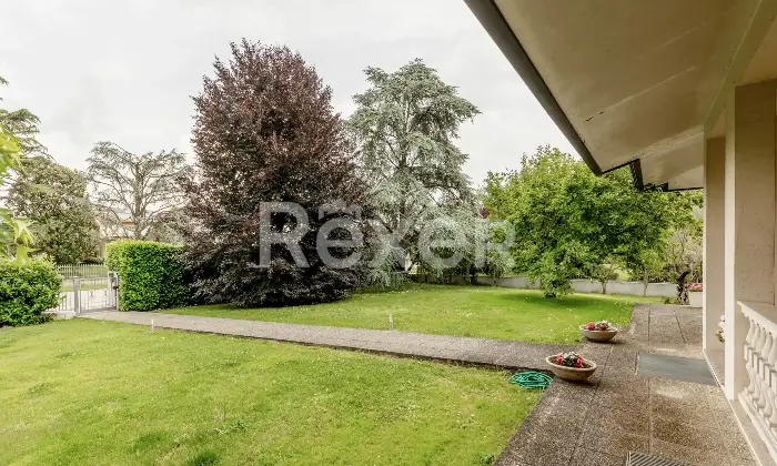 Rexer-Pojana-Maggiore-Villa-su-piani-con-ampio-terreno-garage-e-magazzino-Altro