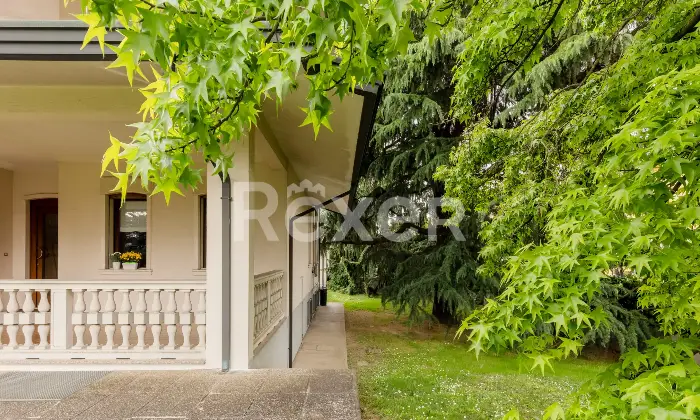 Rexer-Pojana-Maggiore-Villa-su-piani-con-ampio-terreno-garage-e-magazzino-Altro
