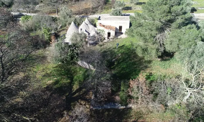 Rexer-Putignano-Trullo-con-Terreno-a-Putignano-BA-composto-da-coni-Altro