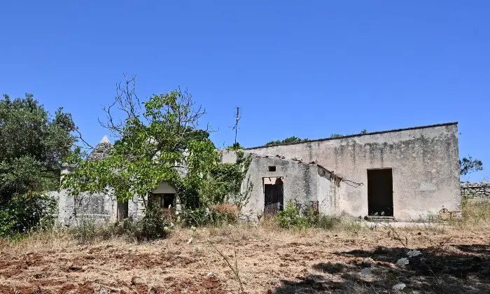 Rexer-Putignano-Trullo-con-Terreno-a-Putignano-BA-composto-da-coni-Altro