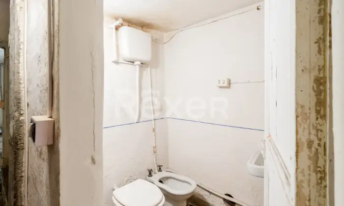 Rexer-Firenze-FirenzeVia-Santa-Reparatafondo-commerciale-carrabile-Altro