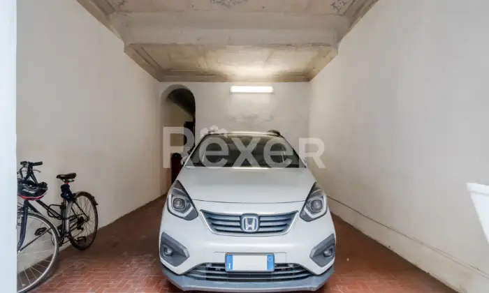 Rexer-Firenze-FirenzeVia-Santa-Reparatafondo-commerciale-carrabile-Altro