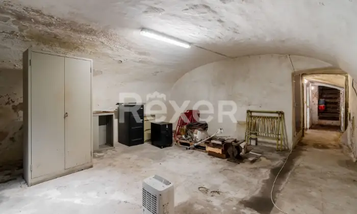 Rexer-Firenze-FirenzeVia-Santa-Reparatafondo-commerciale-carrabile-Altro