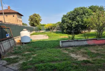 Rexer-Frazione-Carpenetta-Vendesi-ampio-rustico-a-Casalgrasso-CN-Altro