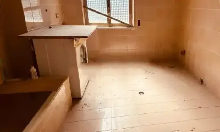 Rexer-Roccella-Ionica-VENDESI-A-PREZZO-DAFFARE-LUMINOSA-CASA-INDIPENDENTE-MT-DAL-MARE-Bagno