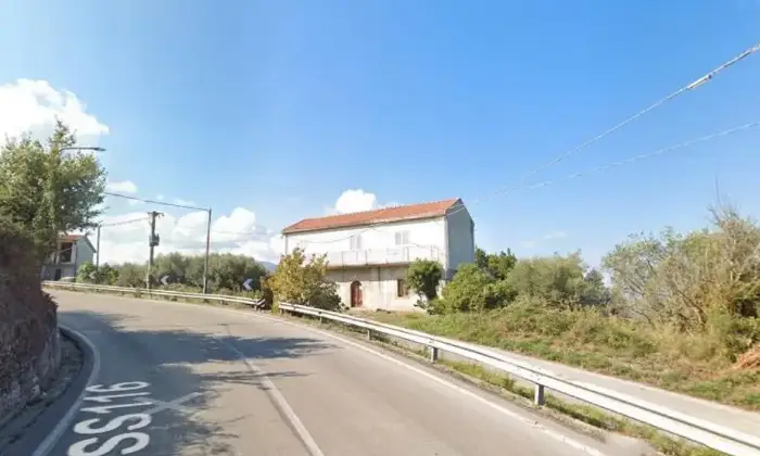 Rexer-CastellUmberto-ME-Vendesi-Casa-da-Ristrutturare-con-Terreno-a-CastellUmberto-ME-Altro