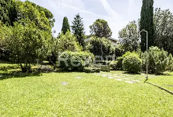 Rexer-Roma-Appartamento-con-cantina-e-posto-auto-Altro