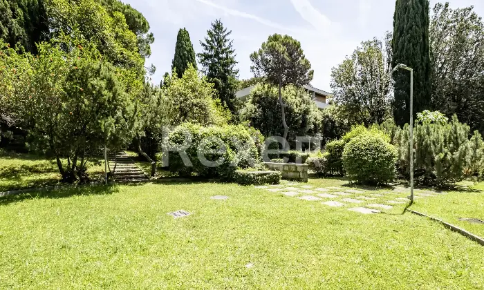 Rexer-Roma-Appartamento-con-cantina-e-posto-auto-Altro