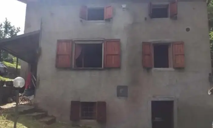 Rexer-Firenzuola-Vendesi-terracielo-in-fabbricato-trifamiliare-a-Firenzuola-FI-Altro