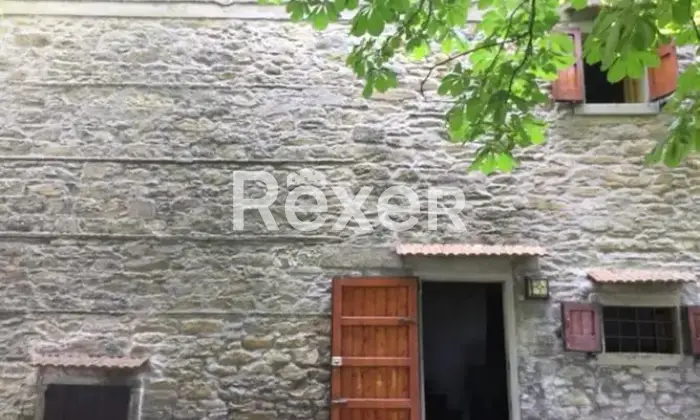 Rexer-Firenzuola-Vendesi-terracielo-in-fabbricato-trifamiliare-a-Firenzuola-FI-Altro