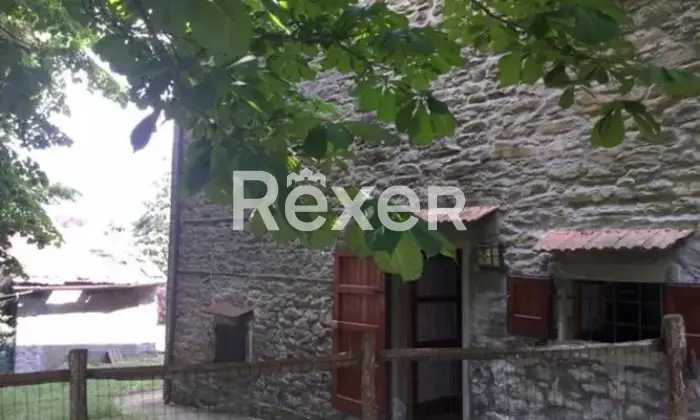 Rexer-Firenzuola-Vendesi-terracielo-in-fabbricato-trifamiliare-a-Firenzuola-FI-Altro