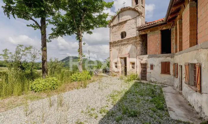 Rexer-Villamiroglio-Rustico-del-con-Cappella-annessa-e-terreno-Altro