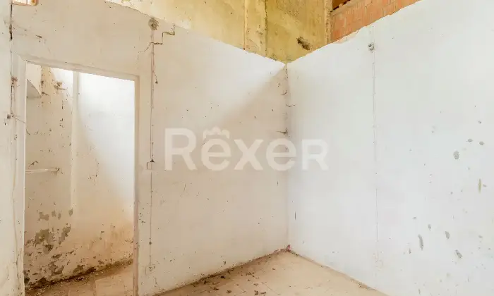 Rexer-Villamiroglio-Rustico-del-con-Cappella-annessa-e-terreno-Altro