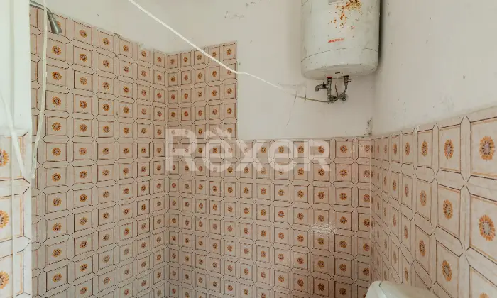 Rexer-Villamiroglio-Rustico-del-con-Cappella-annessa-e-terreno-Altro