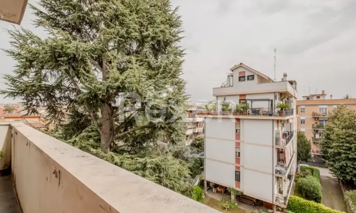 Rexer-Roma-Attico-Via-Portuense-Altro
