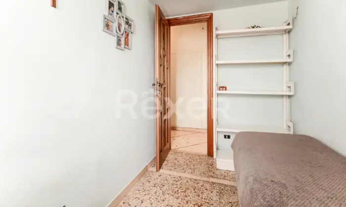 Rexer-Roma-Attico-Via-Portuense-Altro