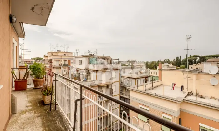 Rexer-Roma-Attico-Via-Portuense-Altro