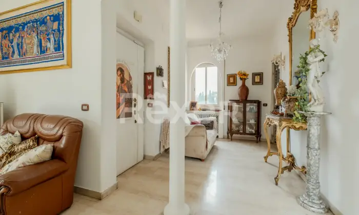 Rexer-Roma-Attico-Via-Portuense-Altro