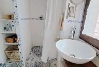 Rexer-Colonno-Vendesi-tipica-casa-italiana-risalente-al-a-Colonno-Altro