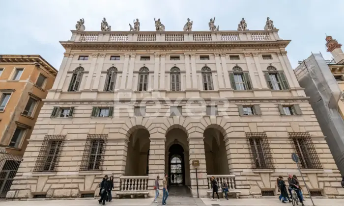 Rexer-Verona-Prestigioso-appartamento-al-piano-nobile-di-Palazzo-Canossa-Corso-Cavour-Altro