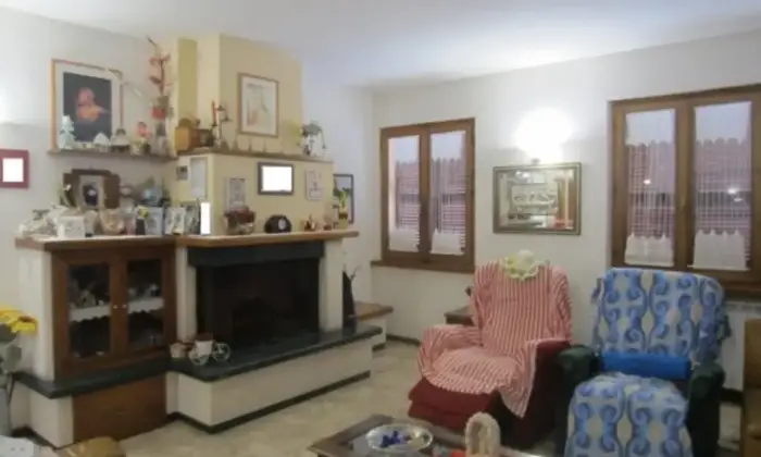 Rexer-Foligno-Vendesi-Villa-Indipendente-con-Giardino-e-Vista-Annifo-Umbria-Altro