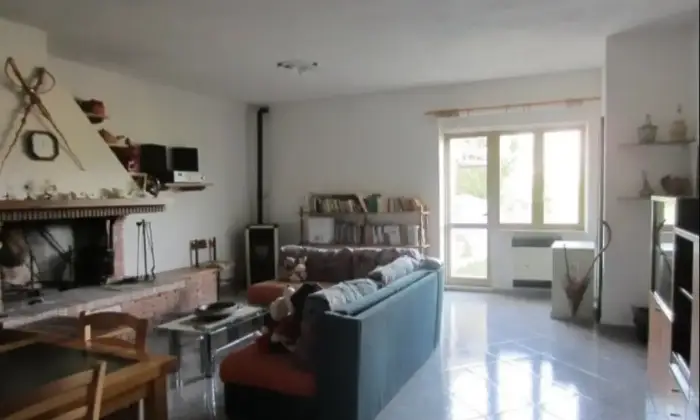 Rexer-Foligno-Vendesi-Villa-Indipendente-con-Giardino-e-Vista-Annifo-Umbria-Altro