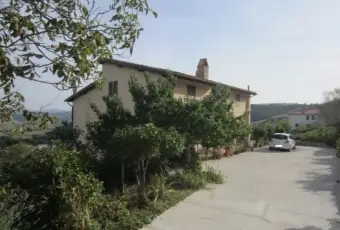 Rexer-Foligno-Vendesi-Villa-Indipendente-con-Giardino-e-Vista-Annifo-Umbria-Altro